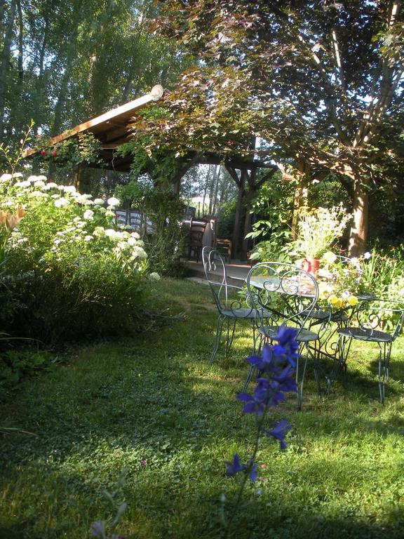 Bed and Breakfast Ferme Saint Joseph Le Fousseret Экстерьер фото